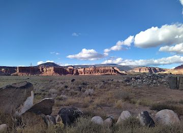 utah/torrey/landmark/etta-place-cidery-taproom