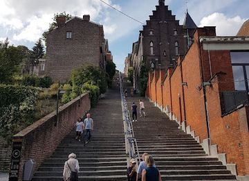 belgium/liege/landmark/montagne-de-bueren