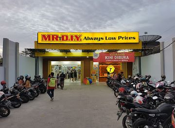 indonesia/bangka-belitung-islands/landmark/mr-diy