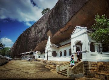 sri-lanka/hikkaduwa/landmark/sampath-tours-travels