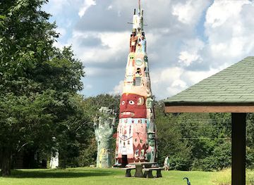 Ed Galloway's Totem Pole Park