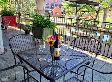 oklahoma/cross-timbers/landmark/put-a-cork-in-it