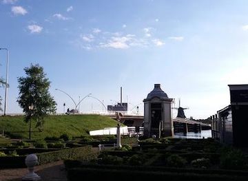 netherlands/haarlem/landmark/julianabrug