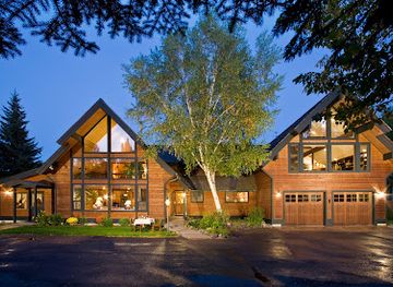 montana/whitefish-mountain-resort/landmark/good-medicine-lodge