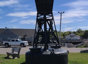 maine/rockland/landmark/buoy-park