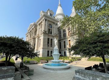 indiana/lafayette/landmark/lafayette-fountain