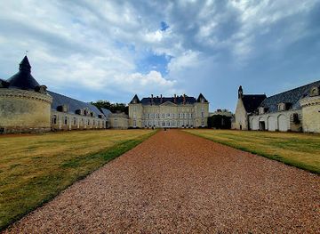 france/pays-de-la-loire/landmark/chateau-de-montgeoffroy