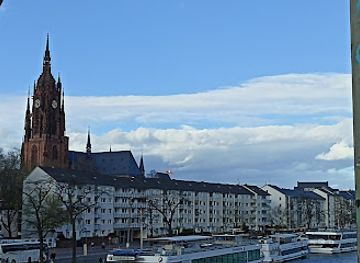 germany/frankfurt/landmark/charlemagne-monument