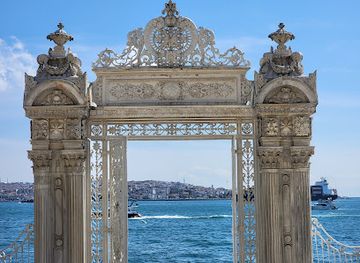 turkiye/istanbul/besiktas/landmark/dolmabahce-palace