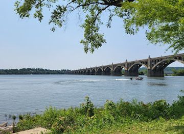 pennsylvania/susquehanna-valley/landmark/columbia-crossing-river-trails-center