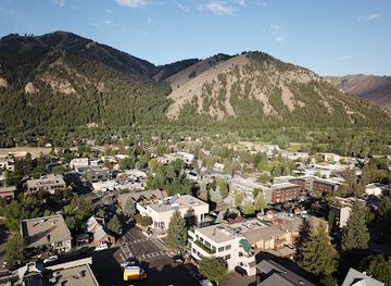 idaho/ketchum/landmark/berkshire-hathaway-homeservices-sun-valley-properties