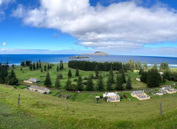 norfolk-island/rocky-point/landmark/norfolk-island-transfers