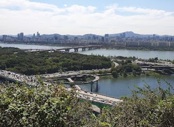 south-korea/gyeonggi-province/landmark/eungbongsan-palgakjeong-pavilion