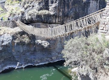 peru/pasco/landmark/q-eswachaka-rope-bridge