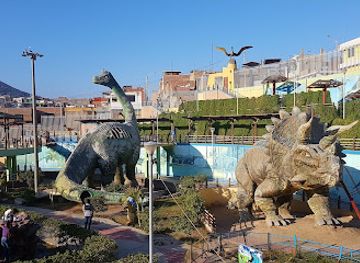 peru/tacna/landmark/parque-de-los-dinosaurios