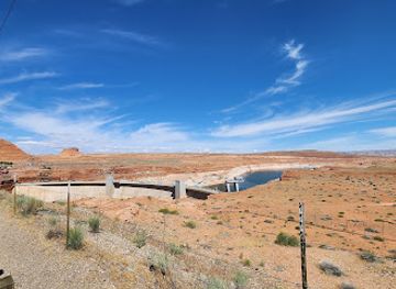 arizona/page/landmark/lake-powell-navajo-tribal-park