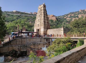 india/andhra-pradesh/landmark/yaganti-temple