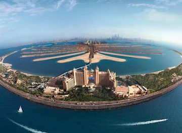 united-arab-emirates/palm-jumeirah/landmark/palm-jumeirah-corniche-area
