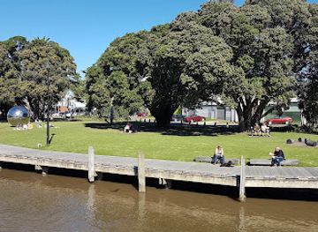 new-zealand/manawatu-wanganui/landmark/paddle-steamer-waimarie