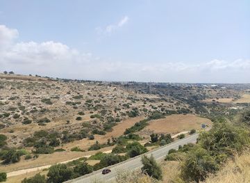 cyprus/kokkinochoria-red-soil-villages/landmark/ourion-ancient-amphitheater