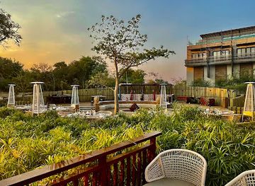 zambia/batoka-gorge/landmark/zambezi-waterfront