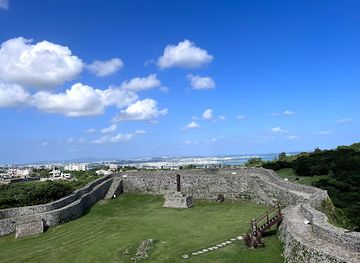 japan/okinawa/landmark/nakagusuku-castle-ruins