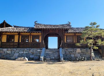 south-korea/honam-region/landmark/marine-drama-set