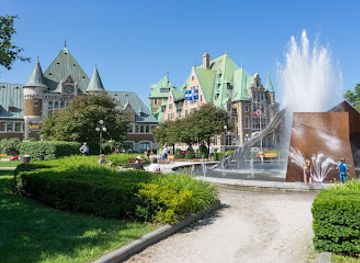 canada/quebec-city/saint-jean-baptiste/landmark/place-jean-pelletier