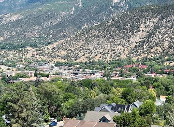 colorado/glenwood-springs/landmark/doc-holliday-s-grave-trailhead