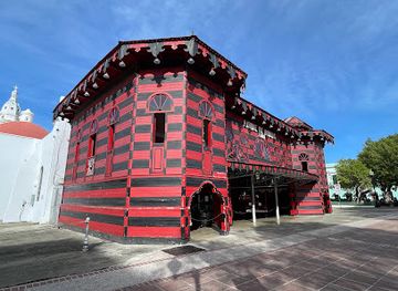 puerto-rico/greater-antilles/landmark/parque-de-bombas