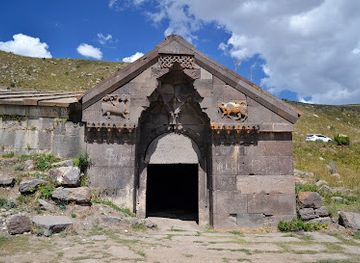 armenia/vayots-dzor-region/landmark/orbelian-caravanserai
