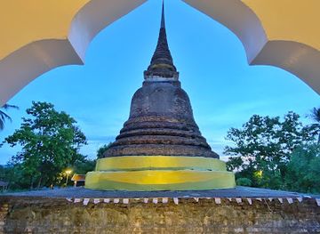 thailand/sukhothai/landmark/wat-traphang-thong