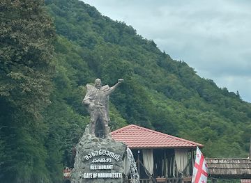 georgia/adjara/landmark/makhuntseti-waterfall