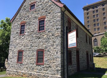 pennsylvania/lehigh-valley/landmark/1750-smithy