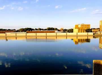 iowa/waterloo/landmark/waterloo-center-for-the-arts