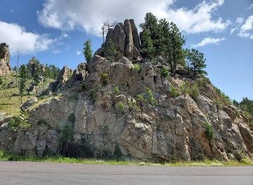 south-dakota/mount-rushmore/landmark/the-pig-tails