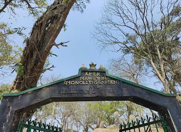 india/shillong/landmark/nartiang-monoliths