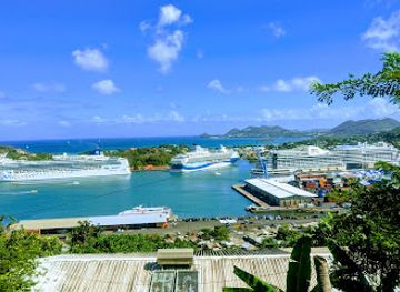 saint-lucia/castries/landmark/blue-coral-mall-ltd