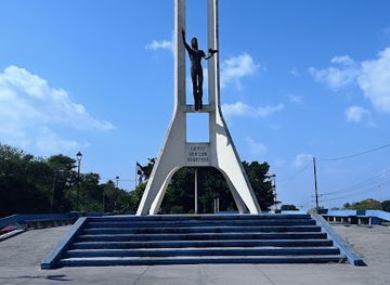el-salvador/coastal-region/landmark/christ-of-peace-monument