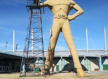 Golden Driller Statue