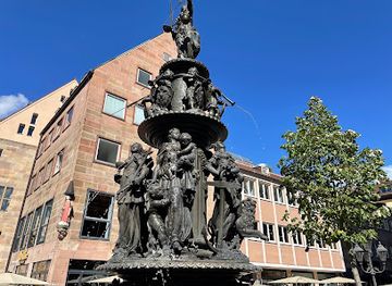 germany/nuremberg/landmark/tugendbrunnen
