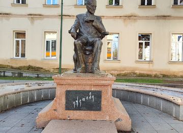 georgia/kutaisi/landmark/ekvtime-takaishvili-monument