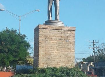 mexico/matamoros/landmark/monumento-a-rigo-tovar