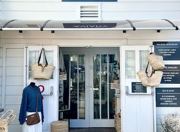 new-zealand/gisborne/landmark/the-aviary