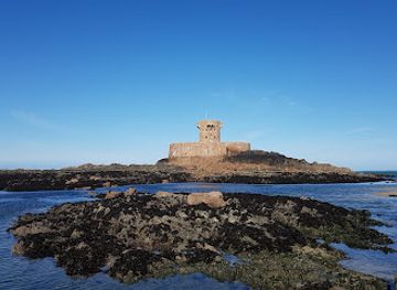 jersey/saint-martin/landmark/la-rocco-tower