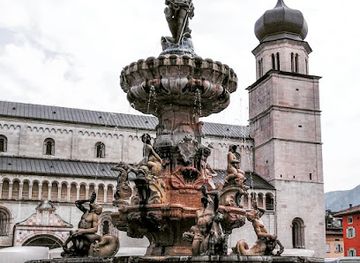 italy/trentino-alto-adige/landmark/monument-of-dante