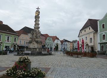 austria/waldviertel/landmark/hundertwasser-s-fountain