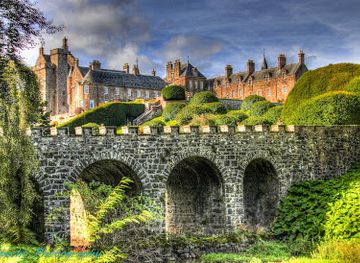 united-kingdom/perthshire/landmark/drummond-castle-gardens