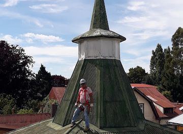 chile/valdivia/landmark/centro-cultural-el-austral