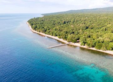 indonesia/pulau-moyo/landmark/roctopus-moyo-dive-center
